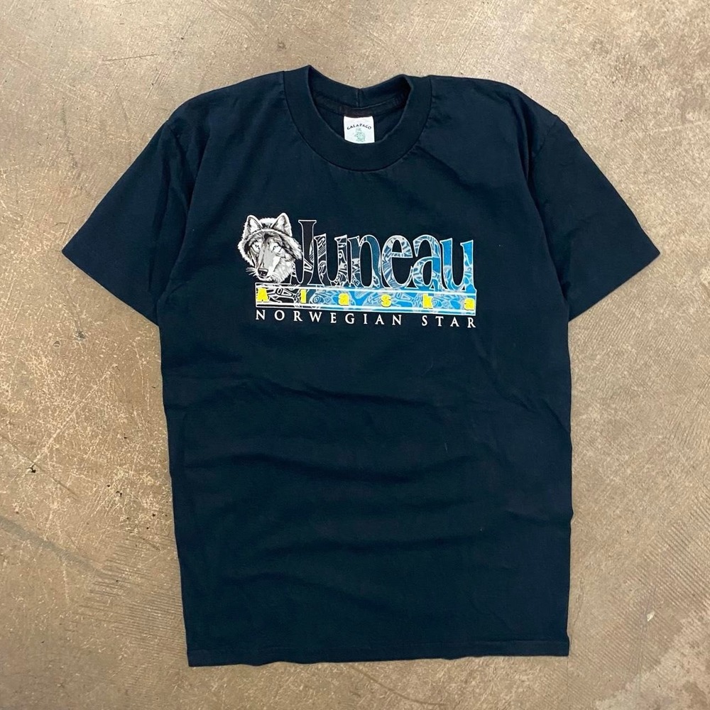 Vintage Juneau Alaska Wolf Norwegian Star 90s Single Stitch Nature Shirt Medium